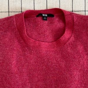 Uniqlo Pink Sweater, Size M